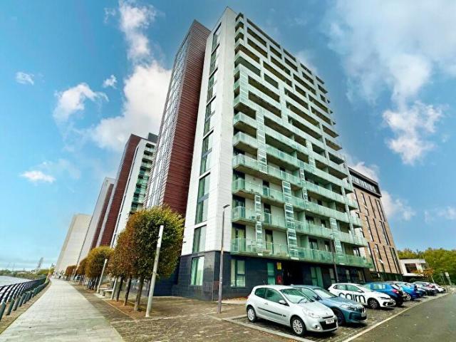 Apartment for rent in Thornwood, Glasgow