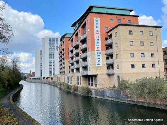 Apartment for rent in Black Friars, Old Wharf