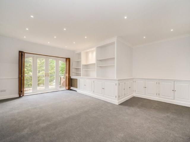 Apartment for rent in Batchworth