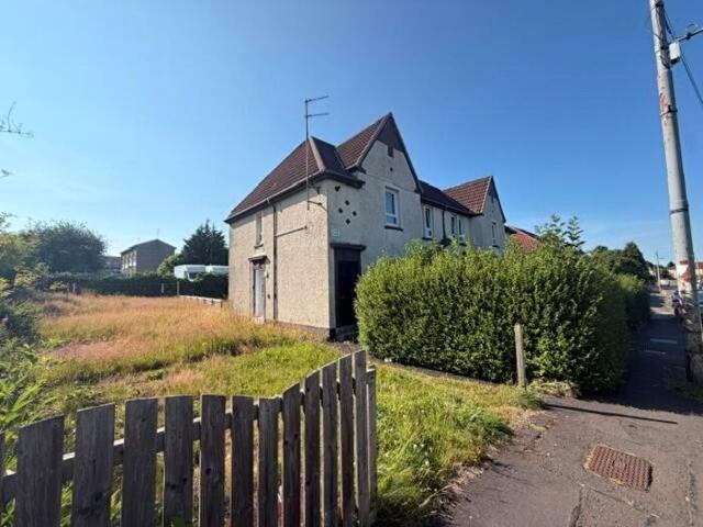 Apartment for rent in Halfway, Cambuslang