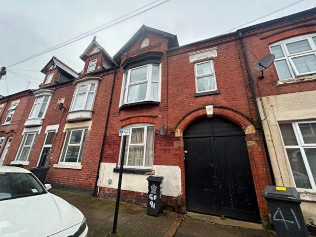 Apartment for rent in Highfields, Old Wharf