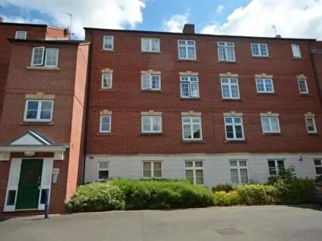 Apartment for rent in Compton Acres, Barton In Fabis