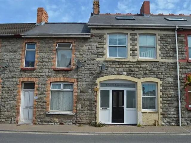 Apartment for rent in Hencastel, Bridgend