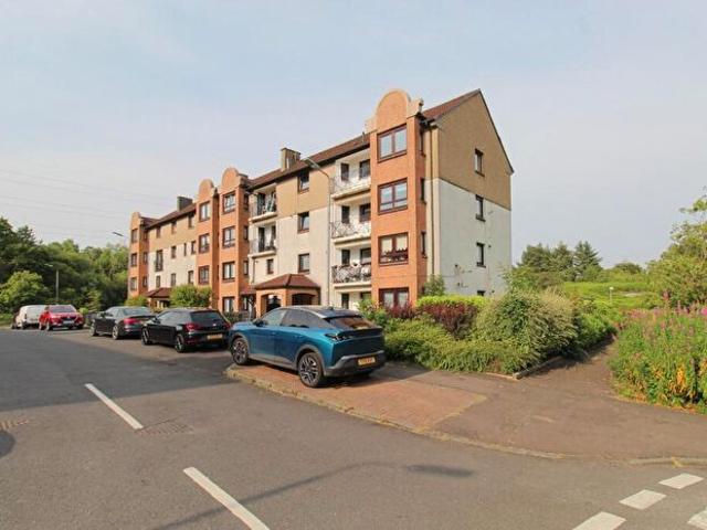 Apartment for rent in Faifley, Scotland