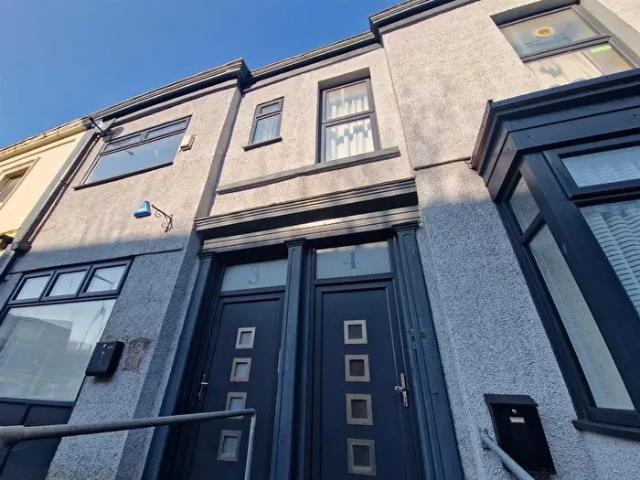 Apartment for rent in Mount Pleasant, Swansea