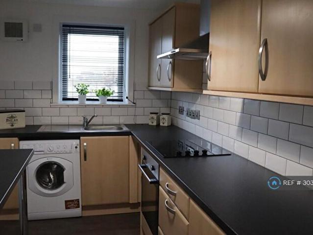 Apartment for rent in Rogerfield, Swinton