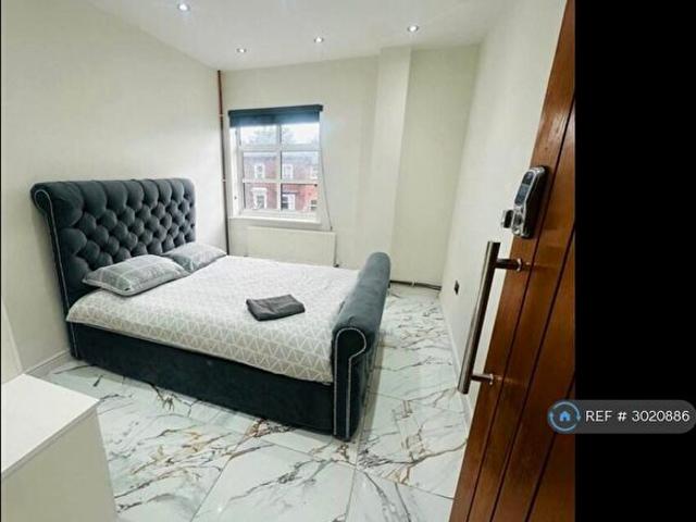 Apartment for rent in Horninglow and Eton, Beamhurst