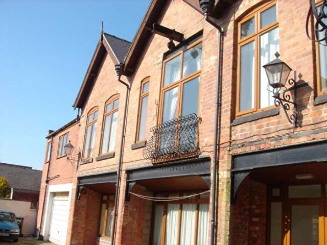 Apartment for rent in Beamhurst, Staffordshire