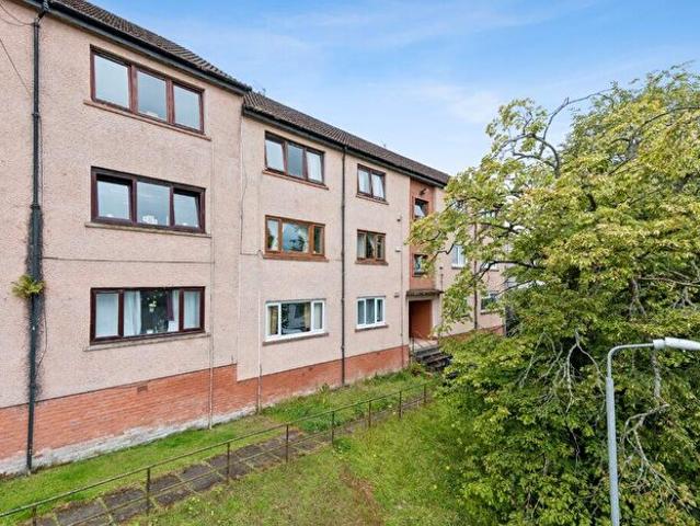 Apartment for rent in Auchenback, Barrhead