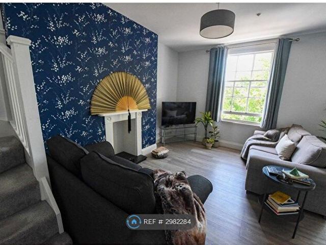 Apartment for rent in Milverton, Green Close