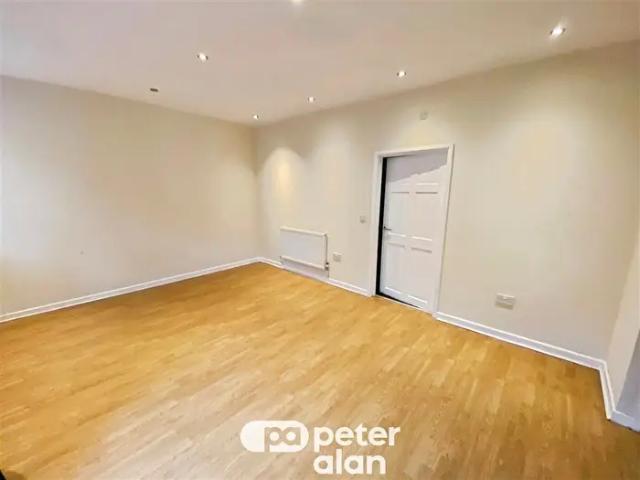 Apartment for rent in Abercynon