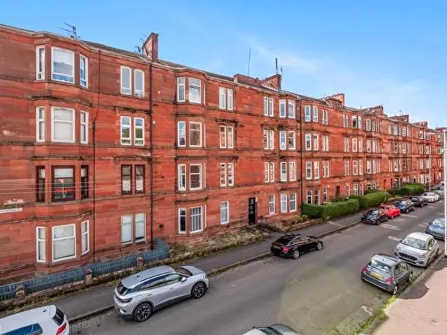 Apartment for rent in Battlefield, Scotland