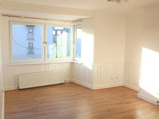 Apartment for rent in East Mains, Barassie