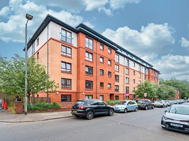 Apartment for rent in Oakbank, Firhill