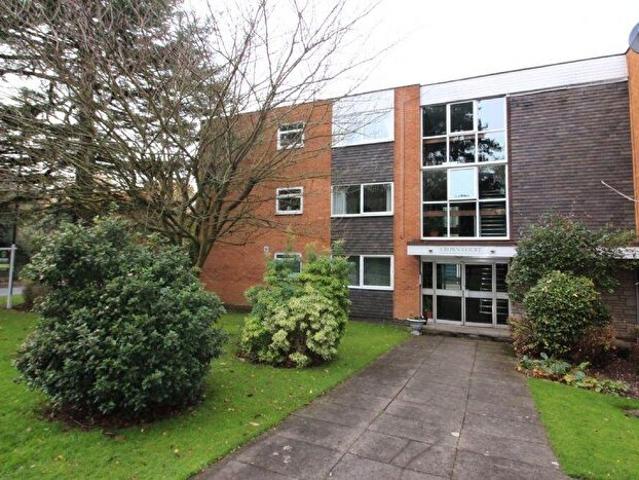 Apartment for rent in Four Oaks, West Midlands