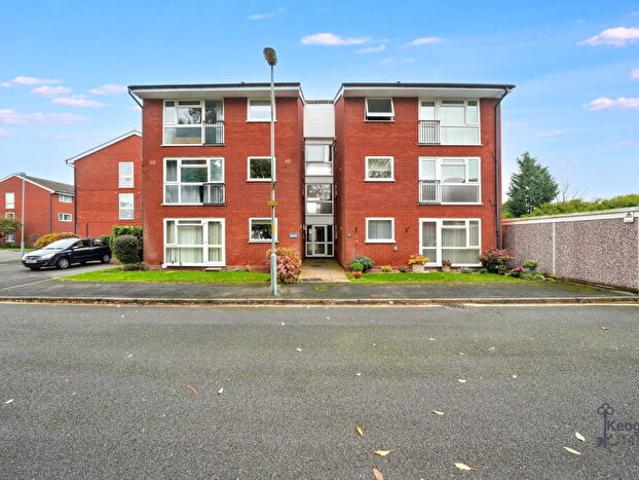 Apartment for rent in Mere Green, Birmingham