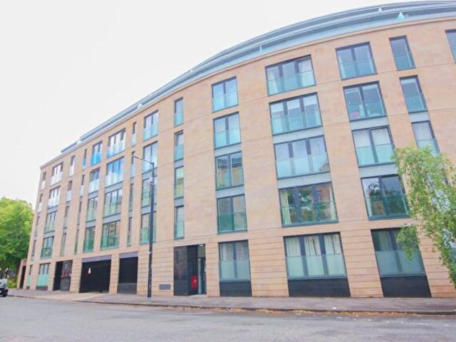 Apartment for rent in Cranstonhill, Scotland