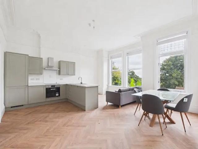 Apartment for rent in The Park, City of Nottingham