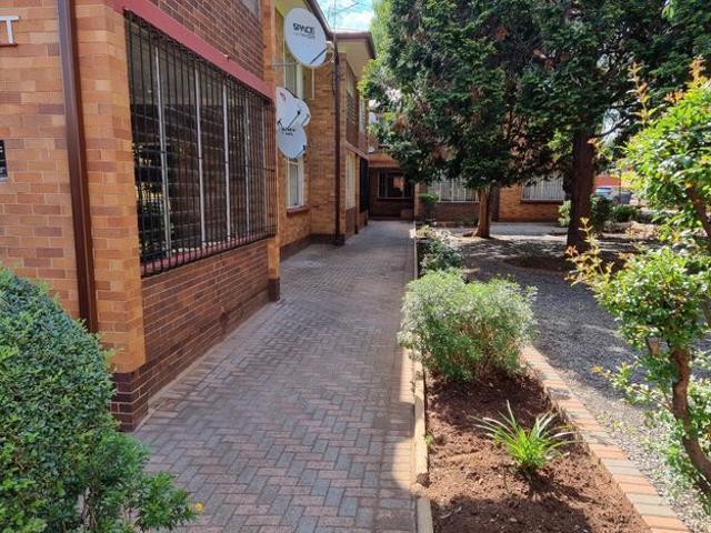 Apartment for rent in Nooitgedacht, Gauteng