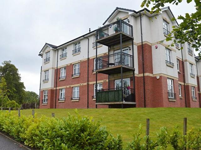 Apartment for rent in Mearns, Scotland