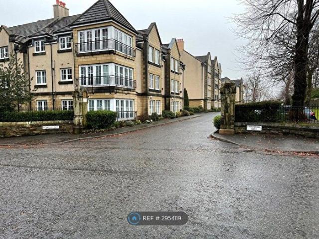 Apartment for rent in Castlehead, Glenburn