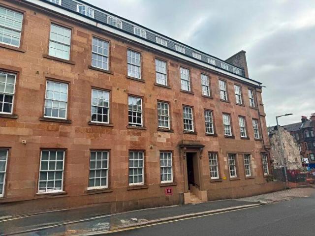 Apartment for rent in Castlehead, Glenburn