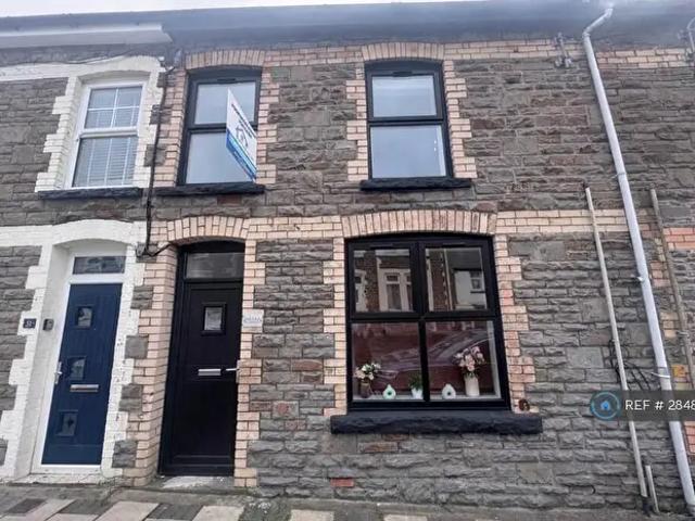 Apartment for rent in Gilfach, Bargoed