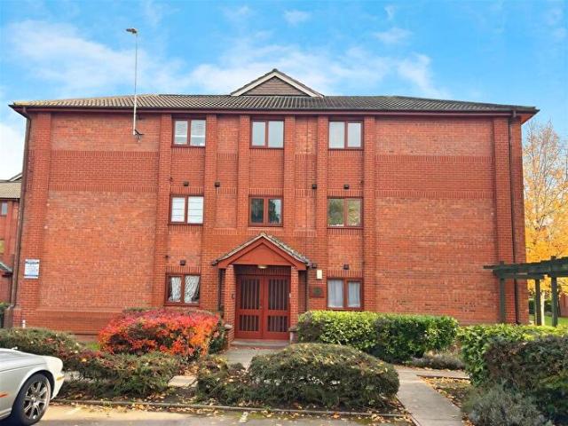 Apartment for rent in Chilvers Coton, Camp Hill