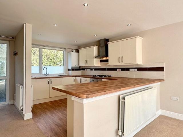 Apartment for rent in Nangreaves, Wales