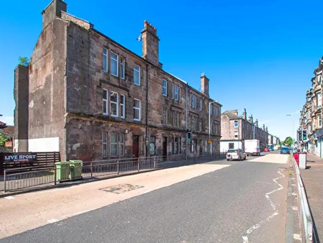 Apartment for rent in Dumbarton, Scotland