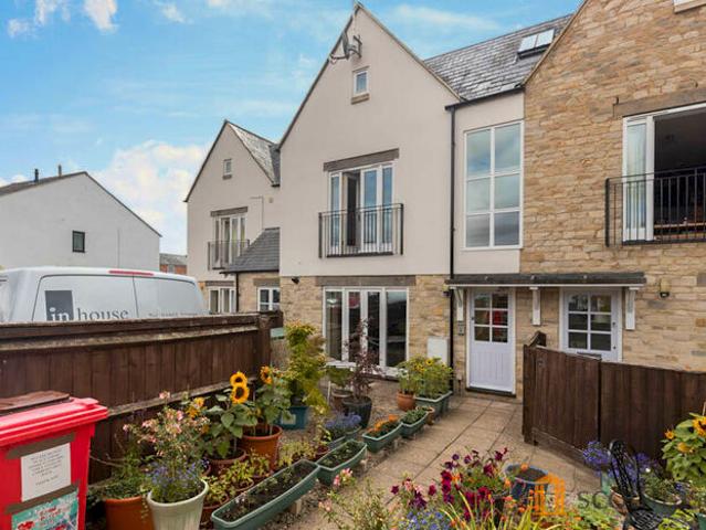 Apartment for rent in Marston, The Slade