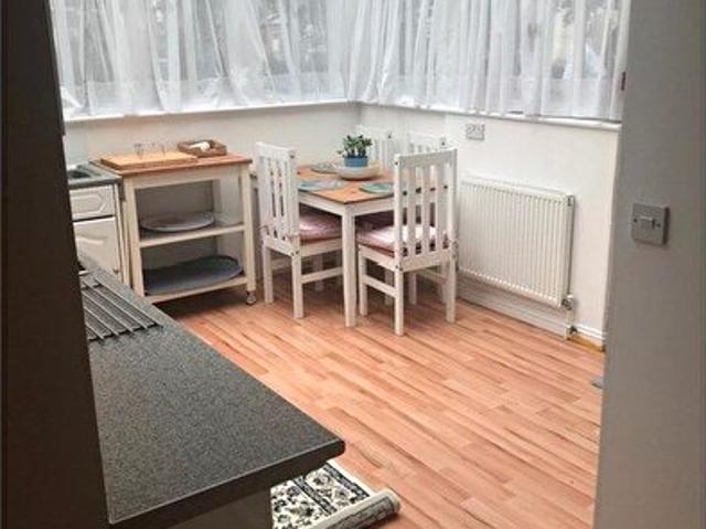 Apartment for rent in Highfields, Old Wharf