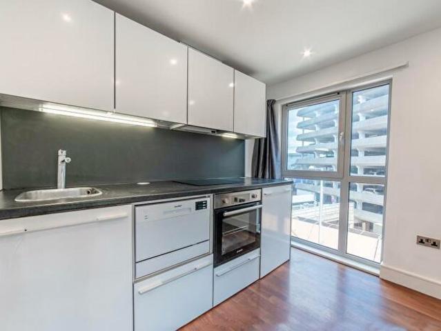 Apartment for rent in The Park, City of Nottingham