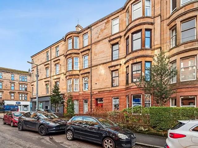 Apartment for rent in Dowanhill, Scotland