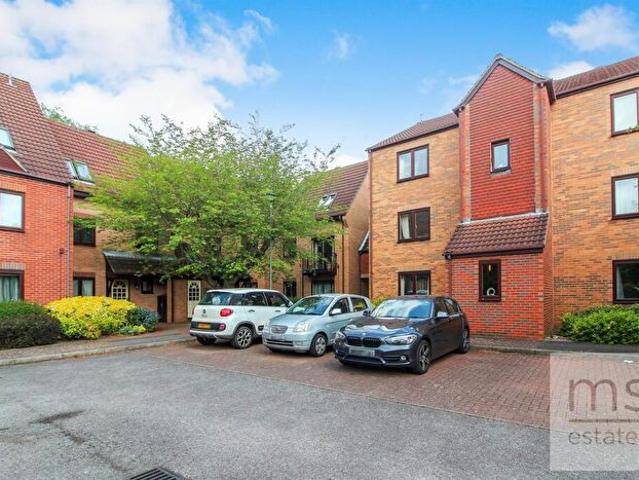 Apartment for rent in The Park, City of Nottingham
