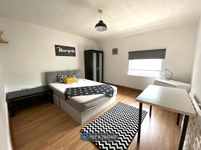 Apartment for rent in St Matthew's, Old Wharf