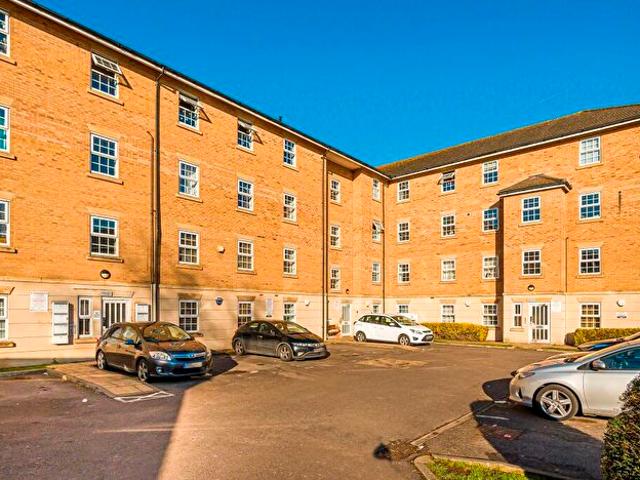 Apartment for rent in Far Cotton and Delapre, Far Cotton
