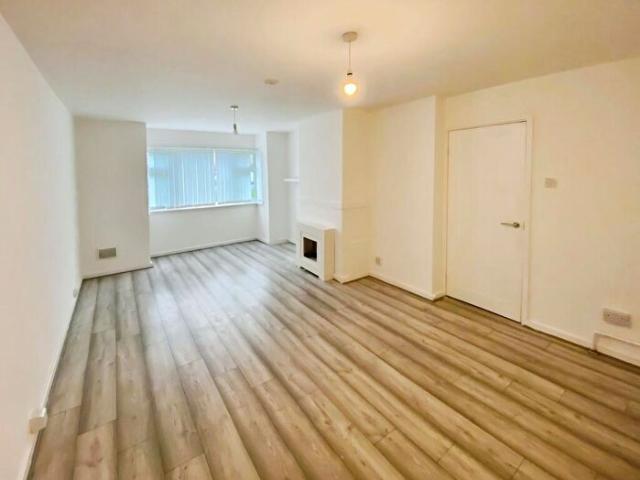 Apartment for rent in Hirwaun