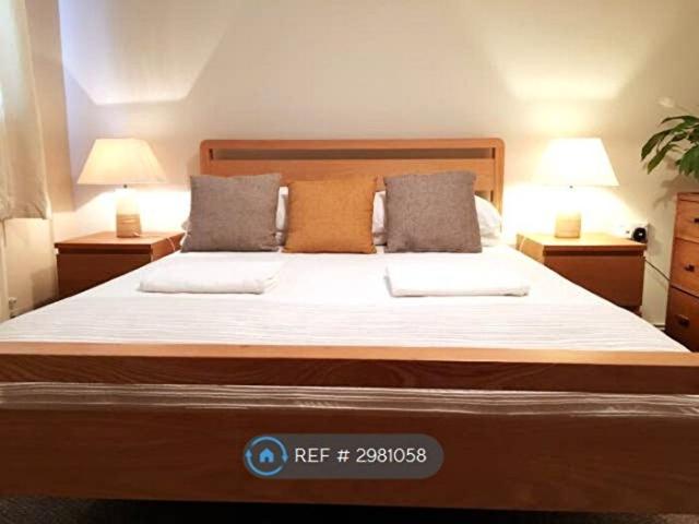 Apartment for rent in Nangreaves, Wales