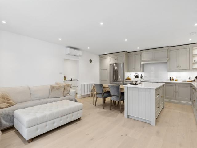 Apartment for rent in Royal Borough of Kensington and Chelsea, Greater London
