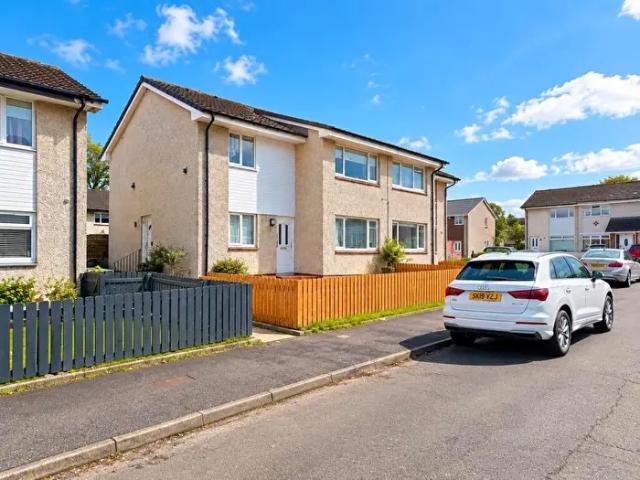 Apartment for rent in Sikeside, Coatbridge
