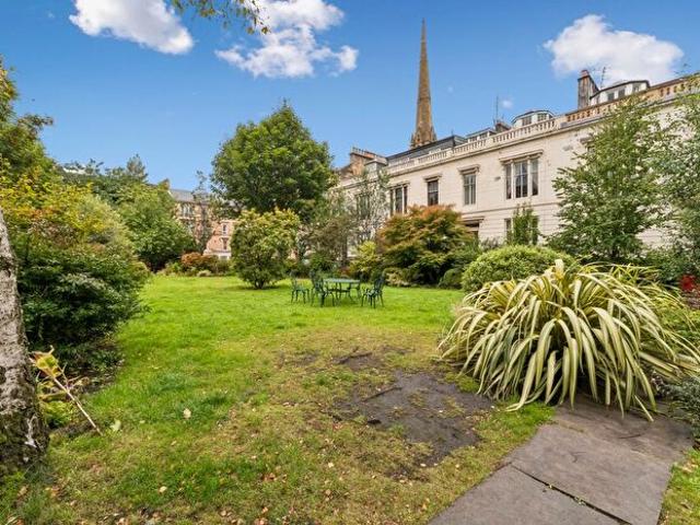 Apartment for rent in North Woodside, Scotland