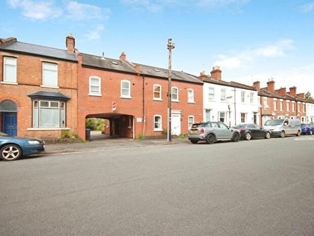 Apartment for rent in Sydenham, Green Close