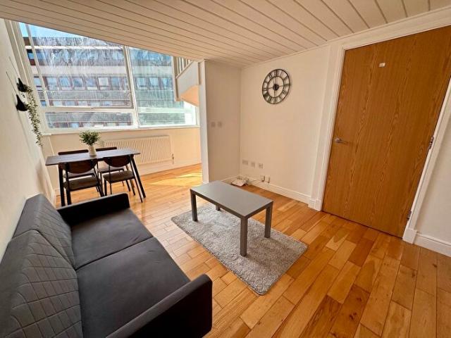 Apartment for rent in St Matthew's, Old Wharf