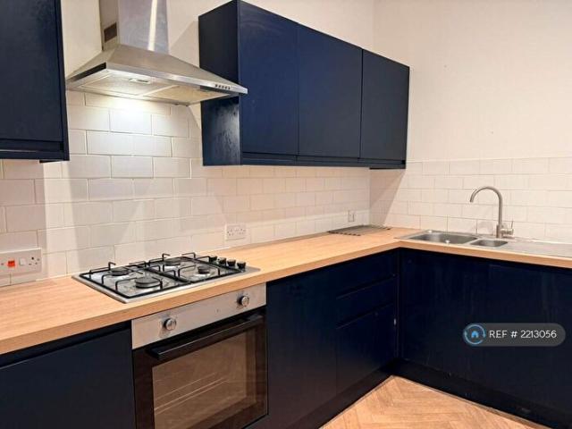 Apartment for rent in Highfields, Old Wharf