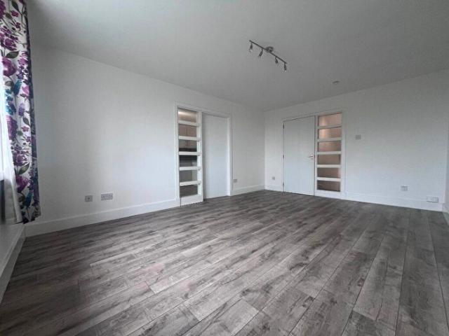 Apartment for rent in Balgrayhill, Scotland