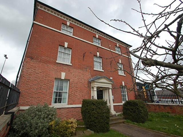Apartment for rent in Beamhurst, Staffordshire