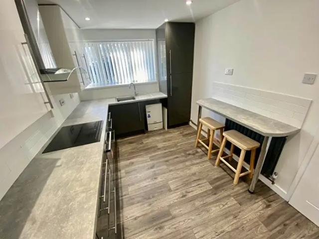 Apartment for rent in Pontarddulais