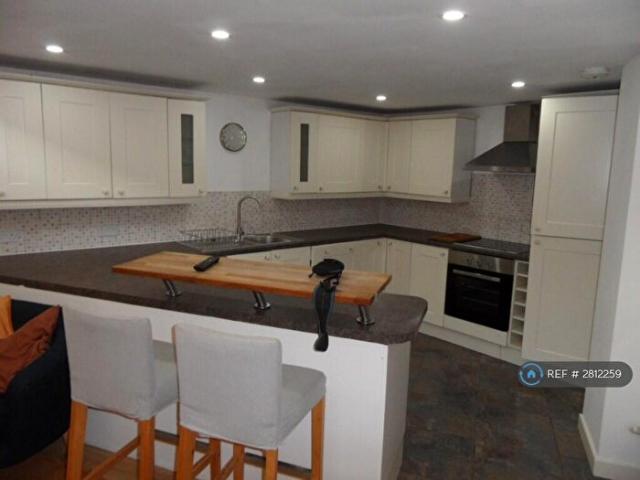 Apartment for rent in Elmfield, Leicestershire