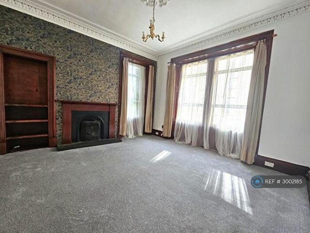 Apartment for rent in Glenburn, Scotland